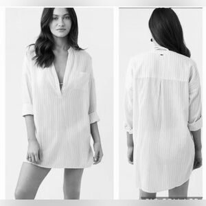 PORTOCRUZ S M  Chambray White
Sheer 3/4 Sleeve Swim Cover-Up
Dress